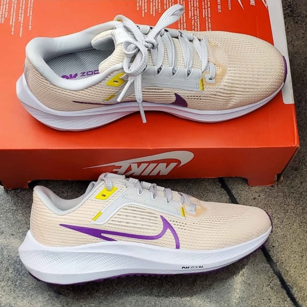 Nike Women's Athletic Shoes - Brand New US 7.5